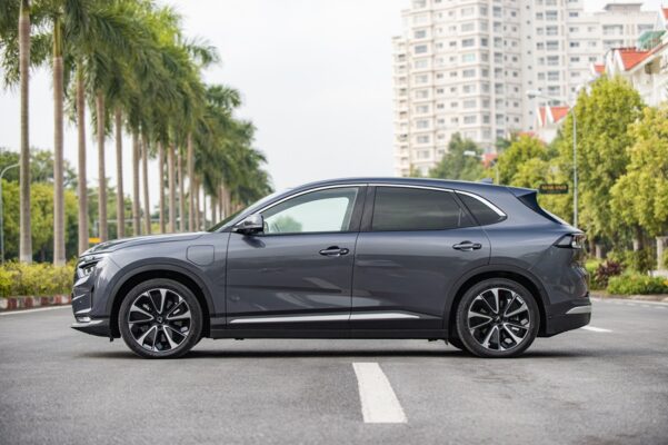 Thân xe VinFast VF 8