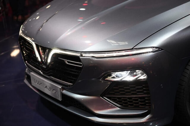 bo-den-truoc-xe-sedan-vinfast-lux-a2_0