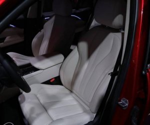 Đánh giá xe VinFast LUX SA2.0: Ghế ngồi bọc da cao cấp Đánh giá xe VinFast LUX SA2.0: Ghế ngồi bọc da cao cấp..