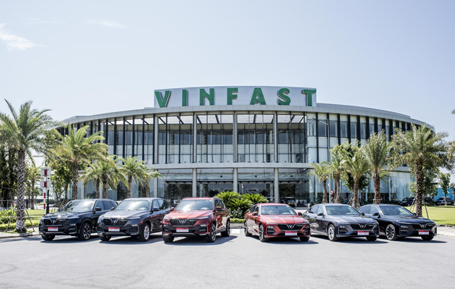 VinFast tai tro chang dua F1 Viet Nam: Non tre nhung khong non gan hinh anh 1
