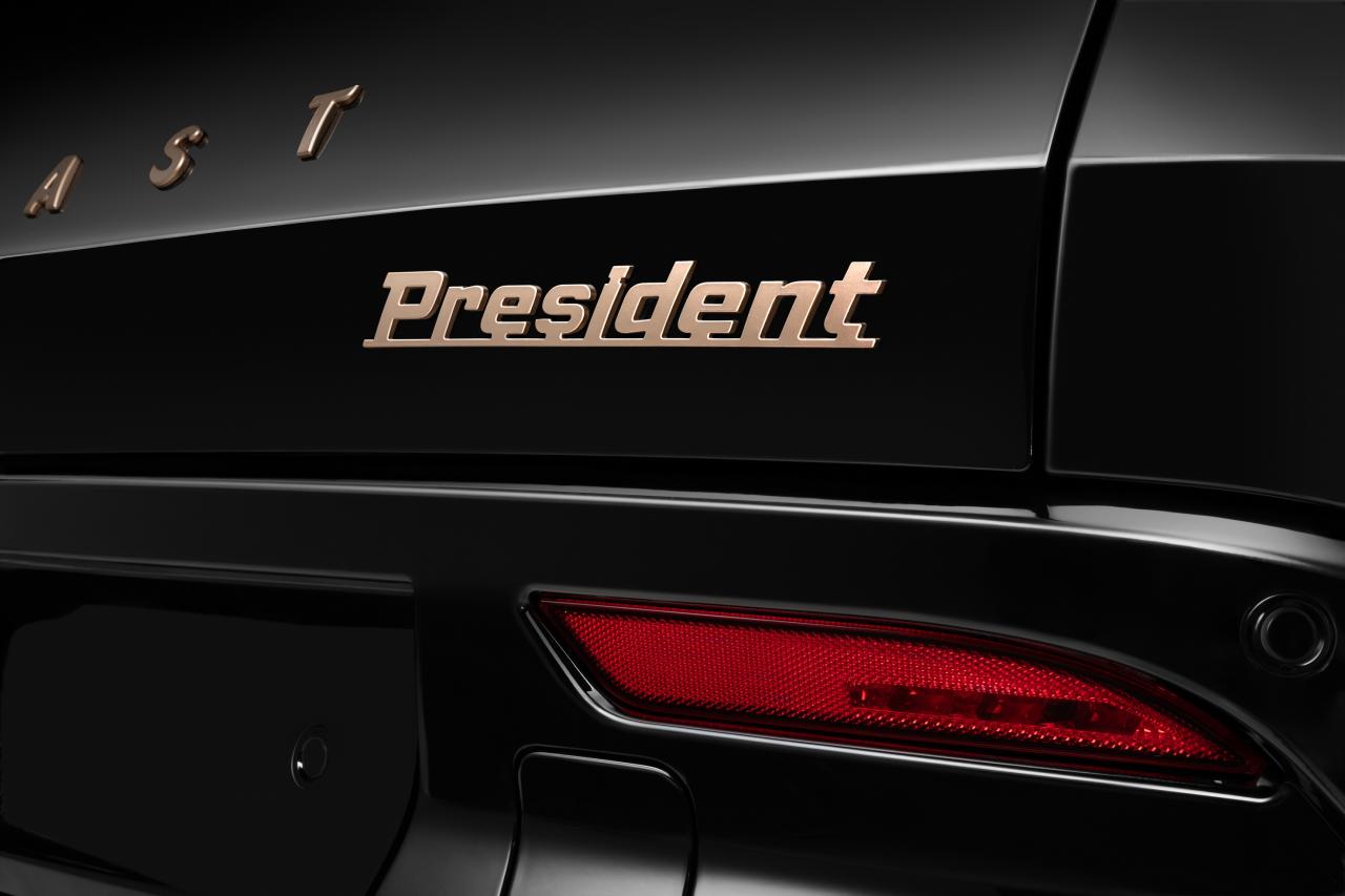 president1-2.jpg