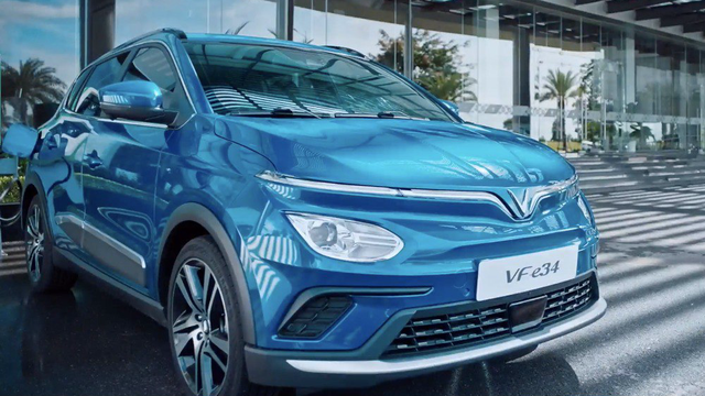Ra mắt VinFast VF e34 - Xe điện hot nhất Việt Nam sẵn sàng lăn bánh trên đường phố - Ảnh 3. Ra mắt VinFast VF e34 - Xe điện hot nhất Việt Nam sẵn sàng lăn bánh trên đường phố - Ảnh 3.