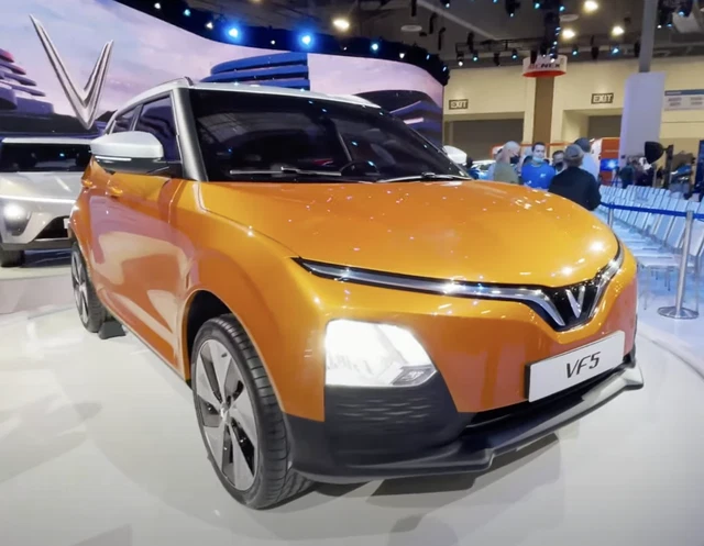 Ra mắt VinFast VF5 - SUV đô thị cỡ nhỏ đầy tiềm năng thay Fadil trở thành xe quốc dân tại Việt Nam - Ảnh 2. Ra mắt VinFast VF5 - SUV đô thị cỡ nhỏ đầy tiềm năng thay Fadil trở thành xe quốc dân tại Việt Nam - Ảnh 2.