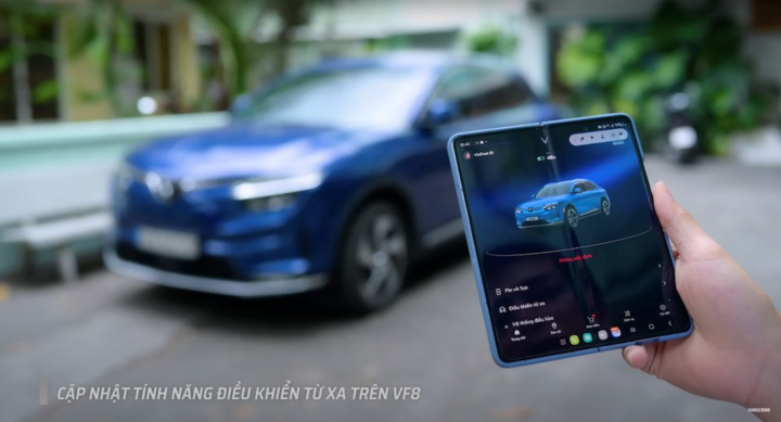 Những tính năng mới cập nhật trên VF 8 được trải nghiệm trên kênh YouTube Xe Tinh tế.
