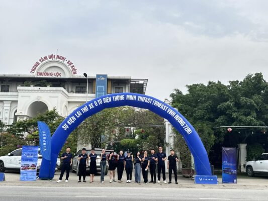 Đội ngũ VinFast Vinh