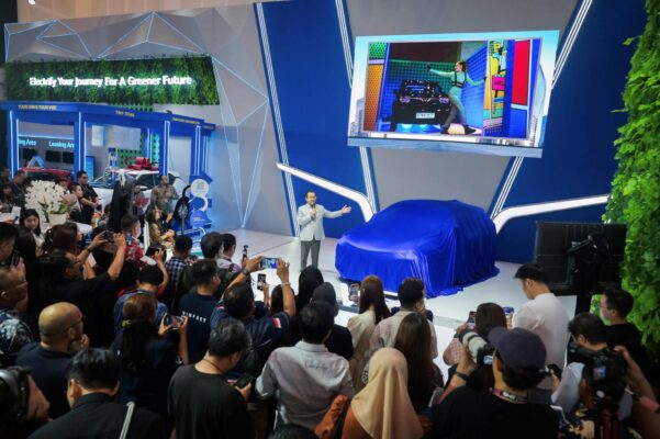 VinFast thắng lớn tại IIMS Surabaya 2025 với 4 giải thưởng danh giá