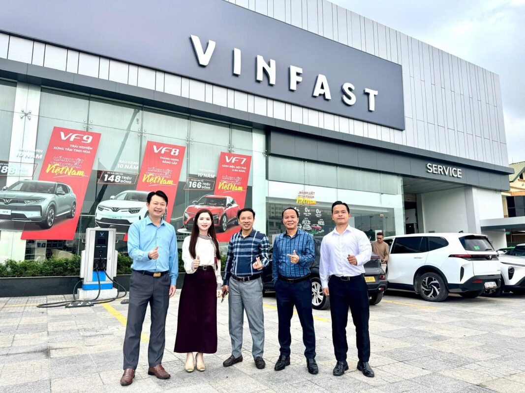 VINFAST VINH – Đồng hành cùng “LỄ CƯỚI TẬP THỂ 2025”
