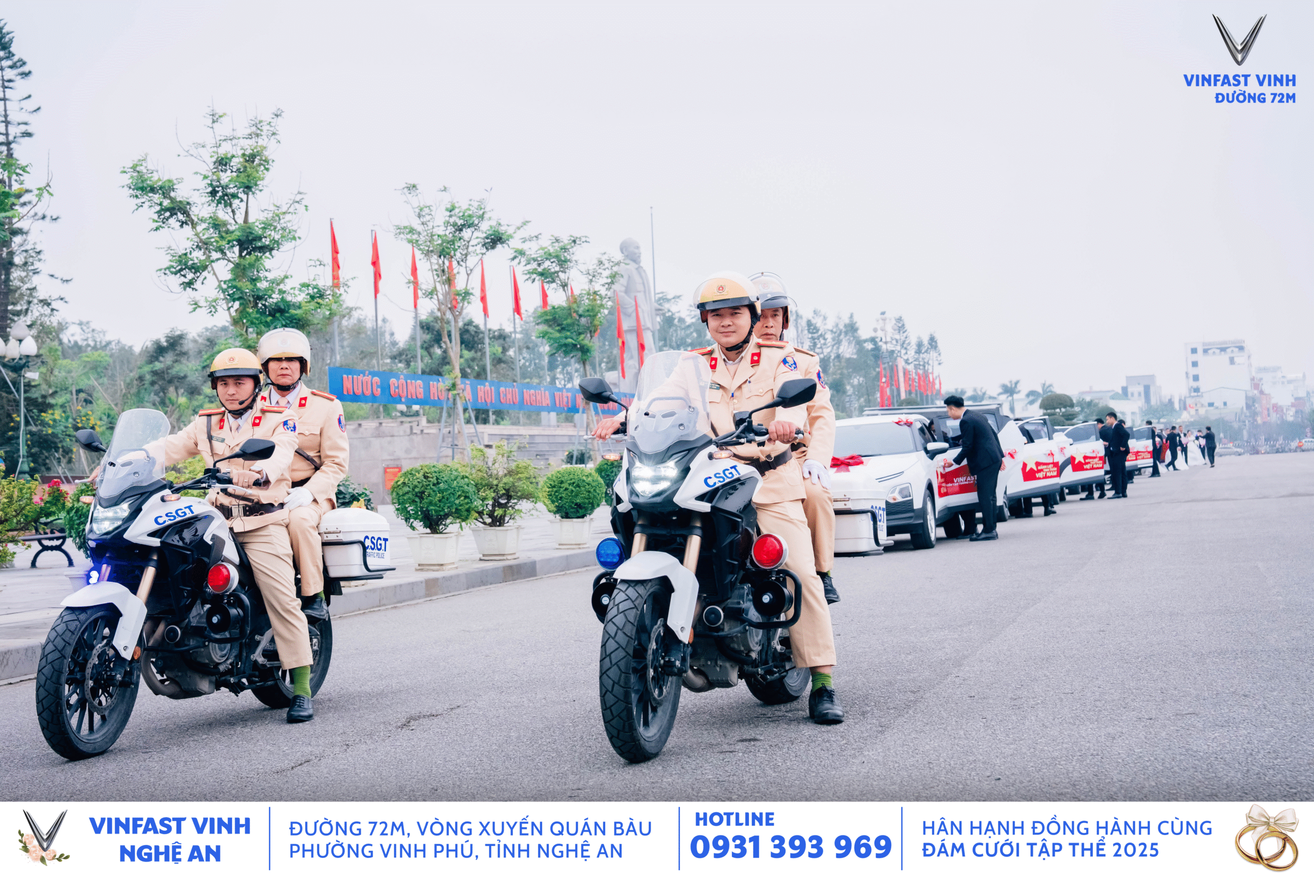 Các đồng chí CSGT hỗ trợ đoàn xe đi qua các tuyến đường chính trong Thành Phố